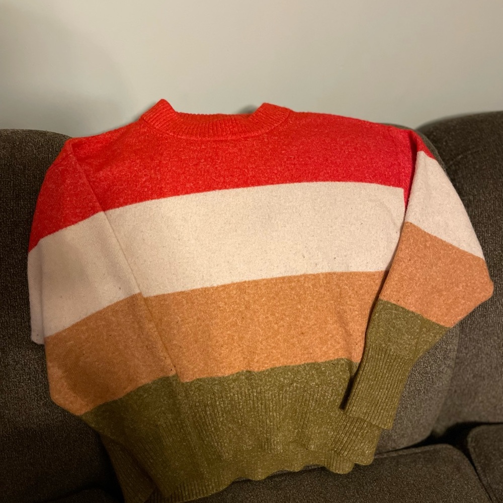 A new day sweater xsmall